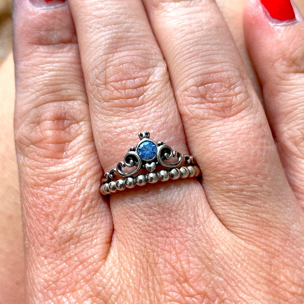 Retired Pandora Sterling Silver Pandora Ring. Size 54/7.